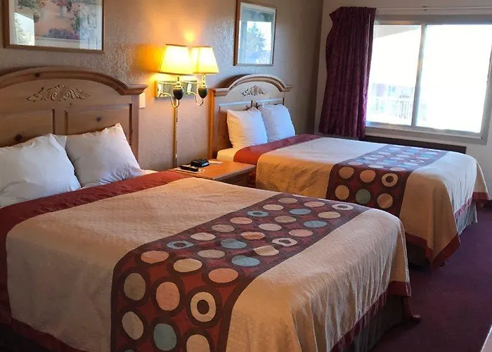 Hotel Super 8 By Wyndham 3*