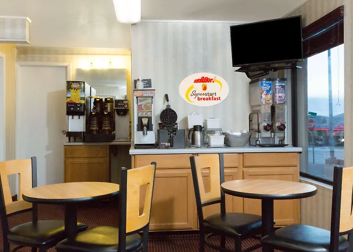 Super 8 By Wyndham