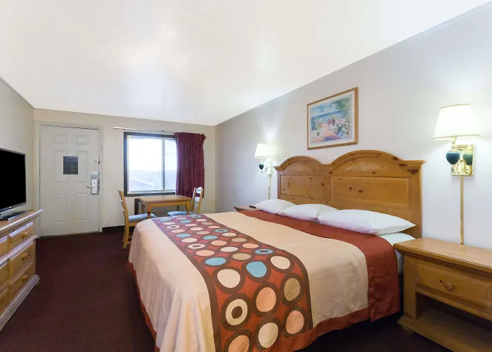 Super 8 By Wyndham