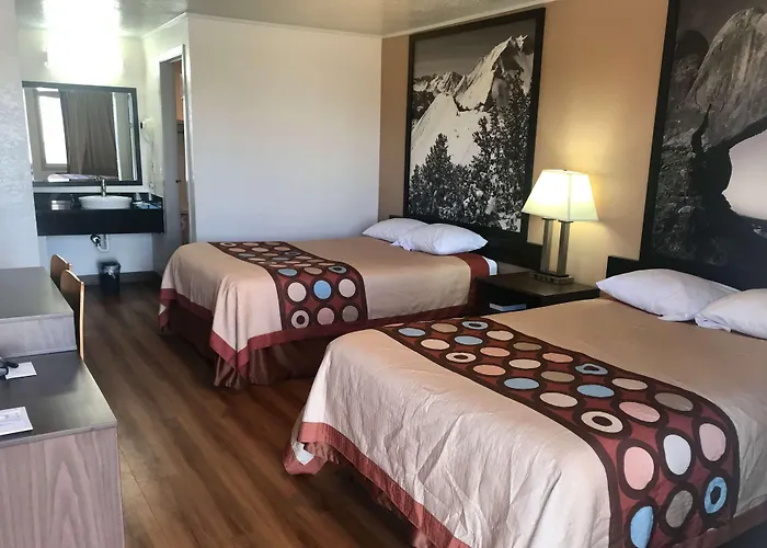 Super 8 By Wyndham 3*