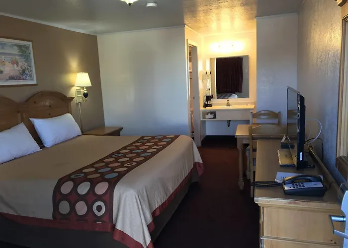 Super 8 By Wyndham